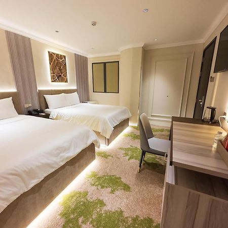 Phuoc Hung 3 Hotel Vĩnh Long Εξωτερικό φωτογραφία