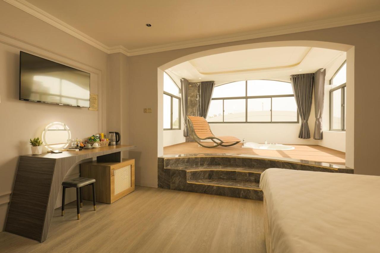 Phuoc Hung 3 Hotel Vĩnh Long Εξωτερικό φωτογραφία